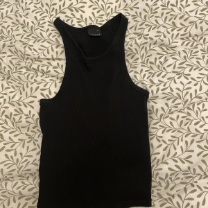 Linne - Svart linne från gina, storlek M. 50kr