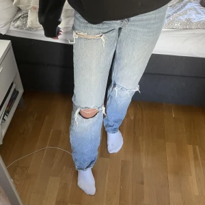 raka jeans  - raka jeans från ginatricot, jättefin kvalitet💛💛