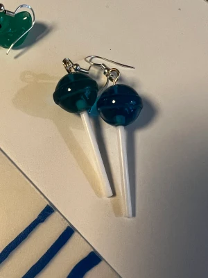 Örhängen klubbor  - Egengjorda örhängen 