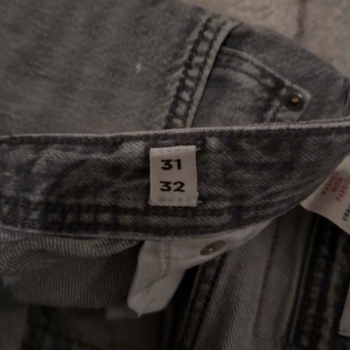Gråa Jack and Jones jeans - 91