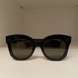 Celine solglasögon  - Solglasögon från Celine🤍