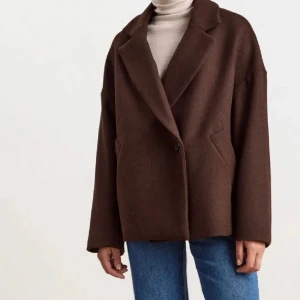 Kappa - Brun kappa från Lindex, strl xs❤️ nypris 999kr