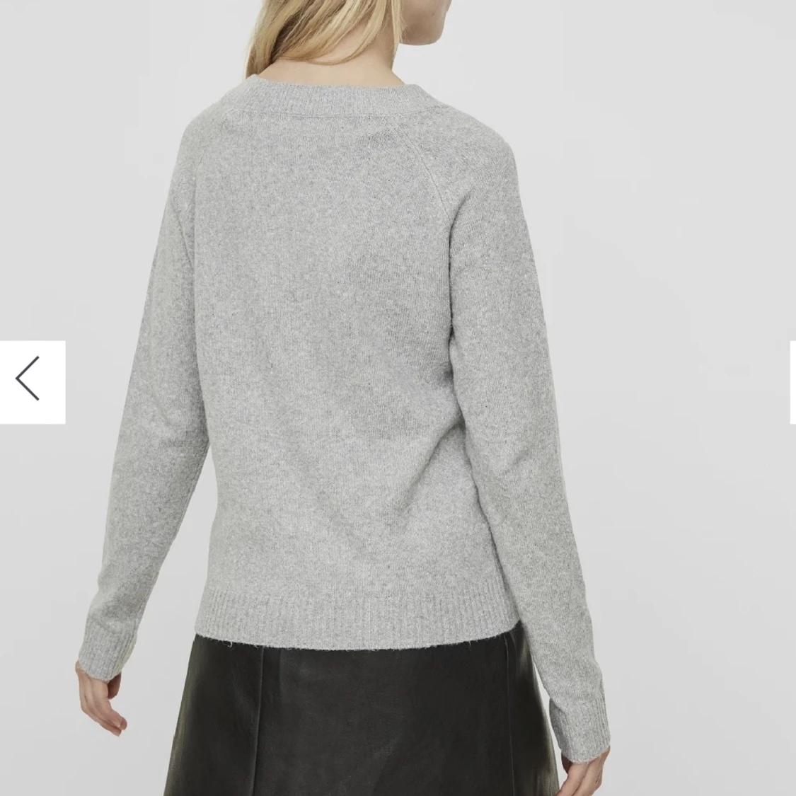 Grå stickad tröja  - 90