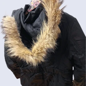 Vinterjacka - Begagnat skick, slitna innefickot