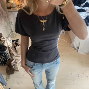 Topp - Man kan knyta på olika sätt❤️❤️