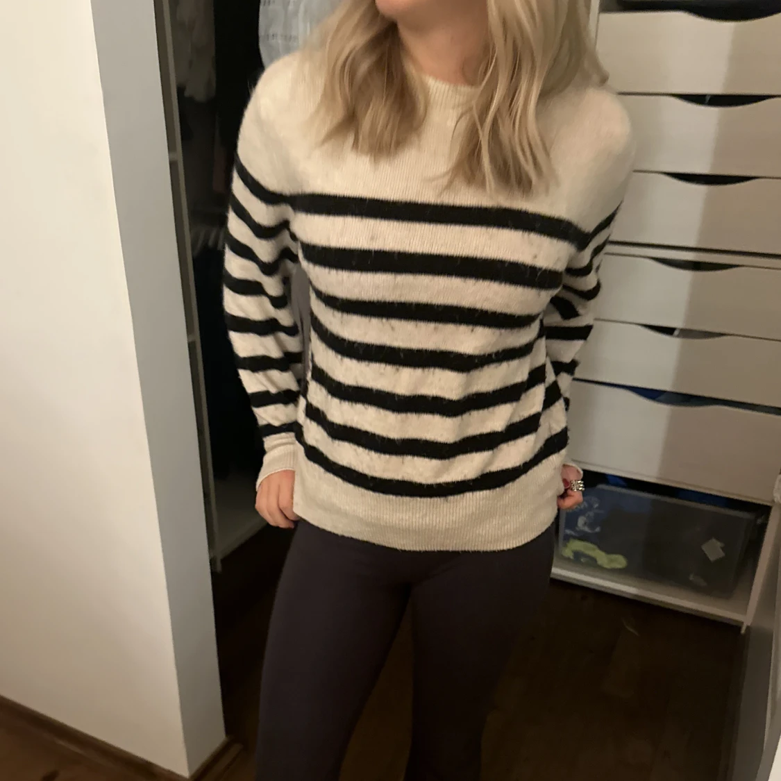 Randig stickad tröja från HM