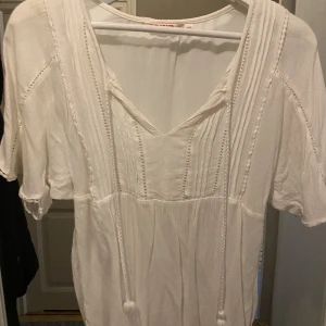 Tunika  - Vit blus från indiska 