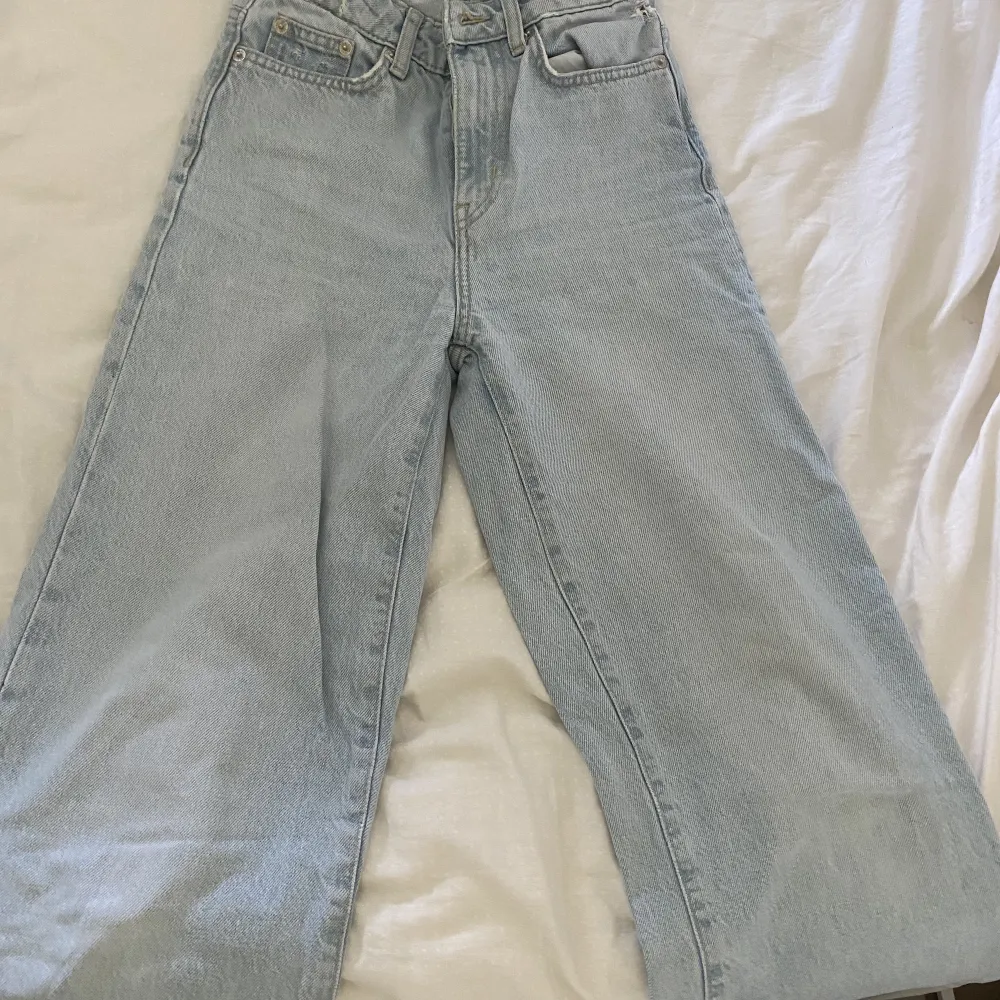 En par vida jeans. Jeans & Byxor.