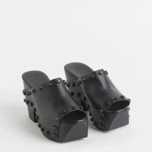 SÖKER 😃 - Söker dessa från HM i stl 37🙏🏻🌺