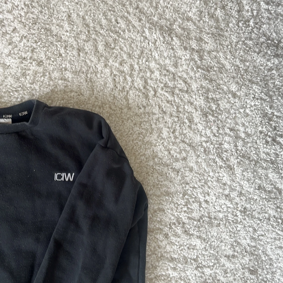Iciw crewneck - 90