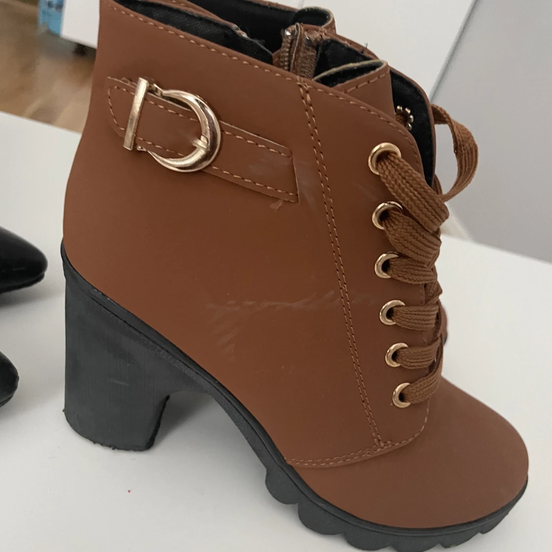 En vinter och sommar skor  - 91