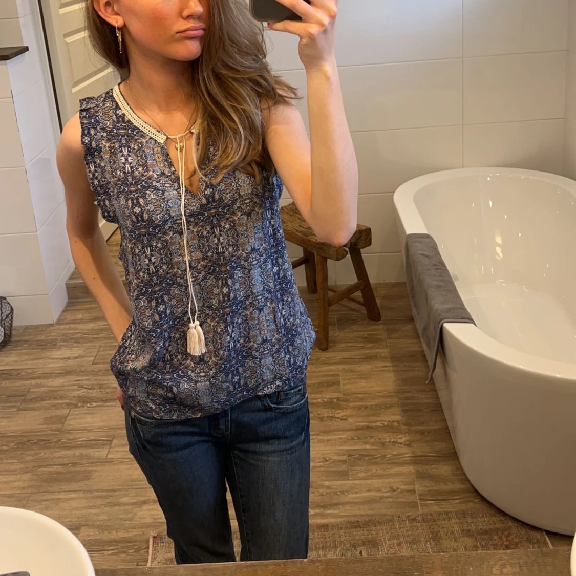 blus med volanger - 90