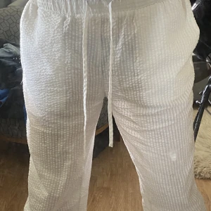 Jättefina linnebyxor! - Så fina linnebyxor. Inte använda. 