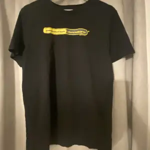 Post malone t-shirt från hans tour 2019.  Nypris: 400kr