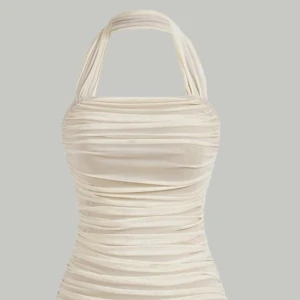 Klänning  - Aldrig använd klänning från ohpolly