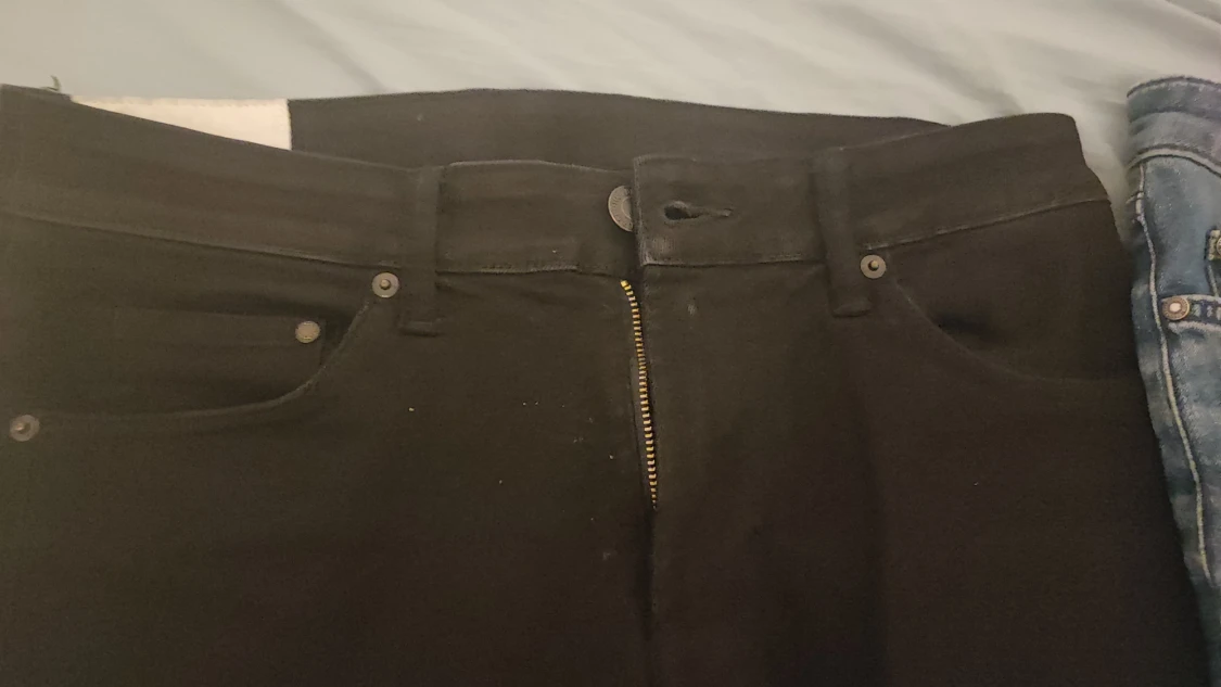 Svarta jeans från H&M - 90
