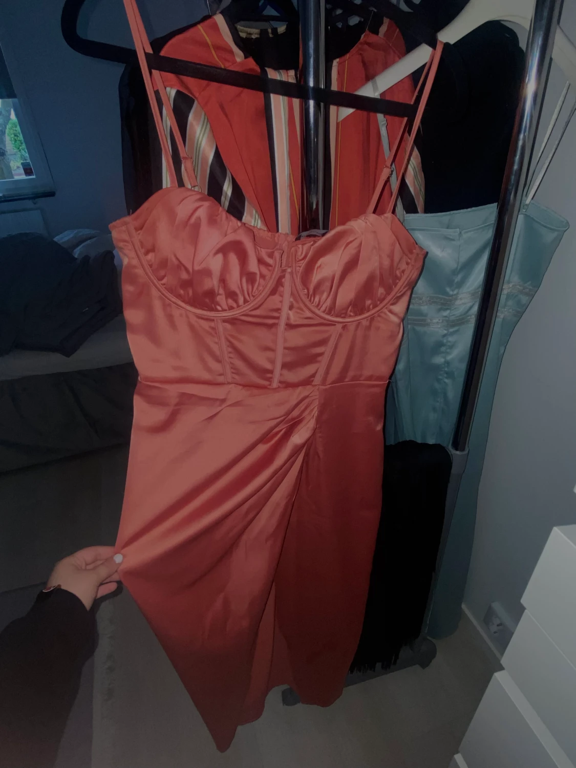 fest klänning/ bröllops klänning  - 90