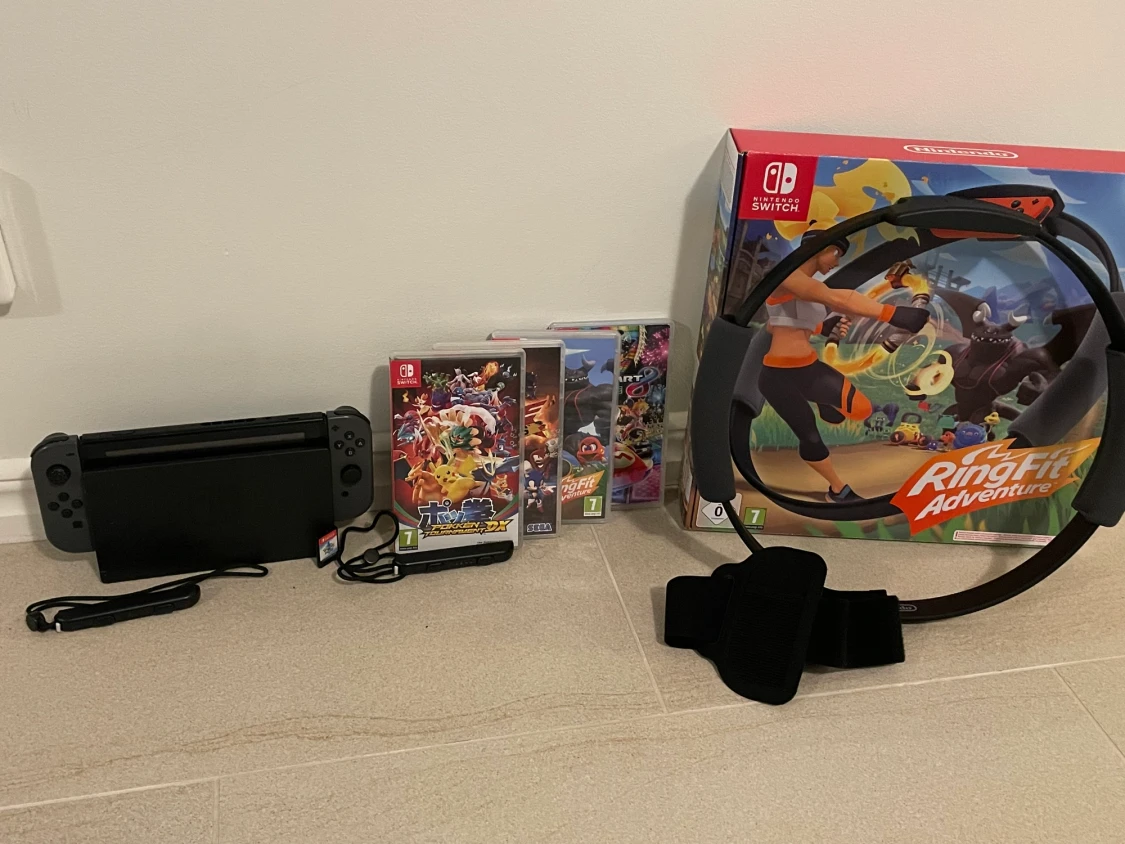 Nintendo Switch - 90