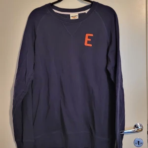 Sweater - Blå Encore Sweater.  Strl: M, Passar M/L  Cond: 8/10  Dm vid ytterligare foton eller frågor!