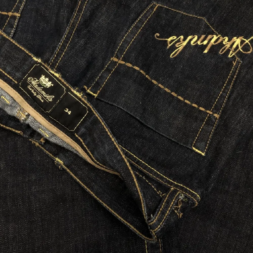 Vintage baggy jeans från 99-tals Akademiks storlek 32x32, benöppning 24,5cm. Möts helst upp på men går att frakta  -dma för fler bilder:). Jeans & Byxor.