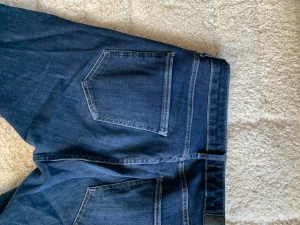 Slum fit jeans - Jeans, slum fit. I fint skick. Köparen står för frakt.