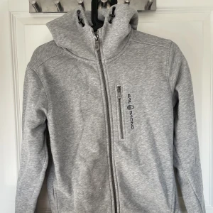 Sail Racing tröja - Fint skick. Köparen står för frakten.💗