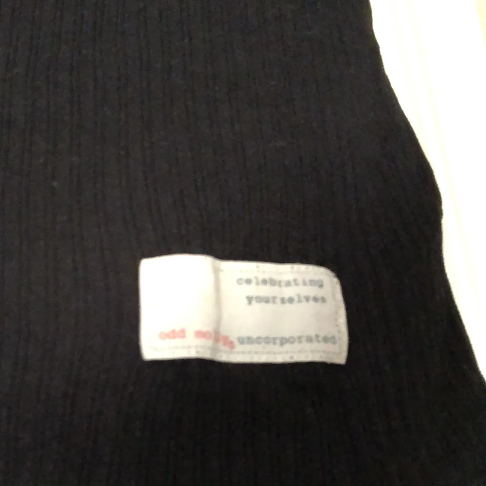 Super söt marinblå tröja från odd molly, säljer då den inte riktigt är min stil🤓 den är märkt med initialer på lappen i nacken men de ser man bara om man vänder på lappen. Bra skick💕. Blusar.