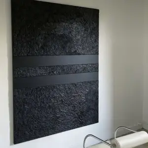 Svart abstrakt tavla säljs från Haya art 80x100 cm