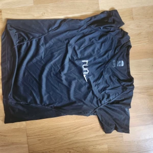 T-shirt  - T-shirt från nike