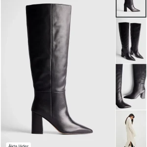 Boots - SÖKER dessa ”spetsiga boots i läder med blockhäl” från NA-KD i svart i storlek 37. Kontakta mig gärna om du har de och vill sälja!!!❤️❤️