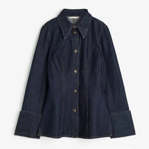 H&M jeans skjorta - Söker denna jeans skjorta från h&m storlek 38 eller 40