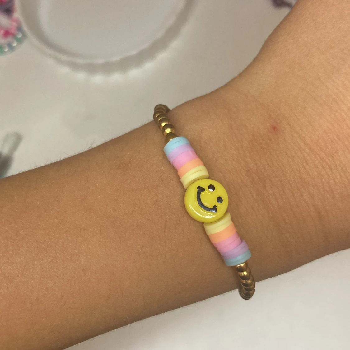Smiley face armband  - 90