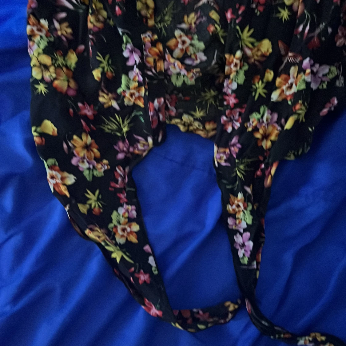 Blommig skjorta - 90