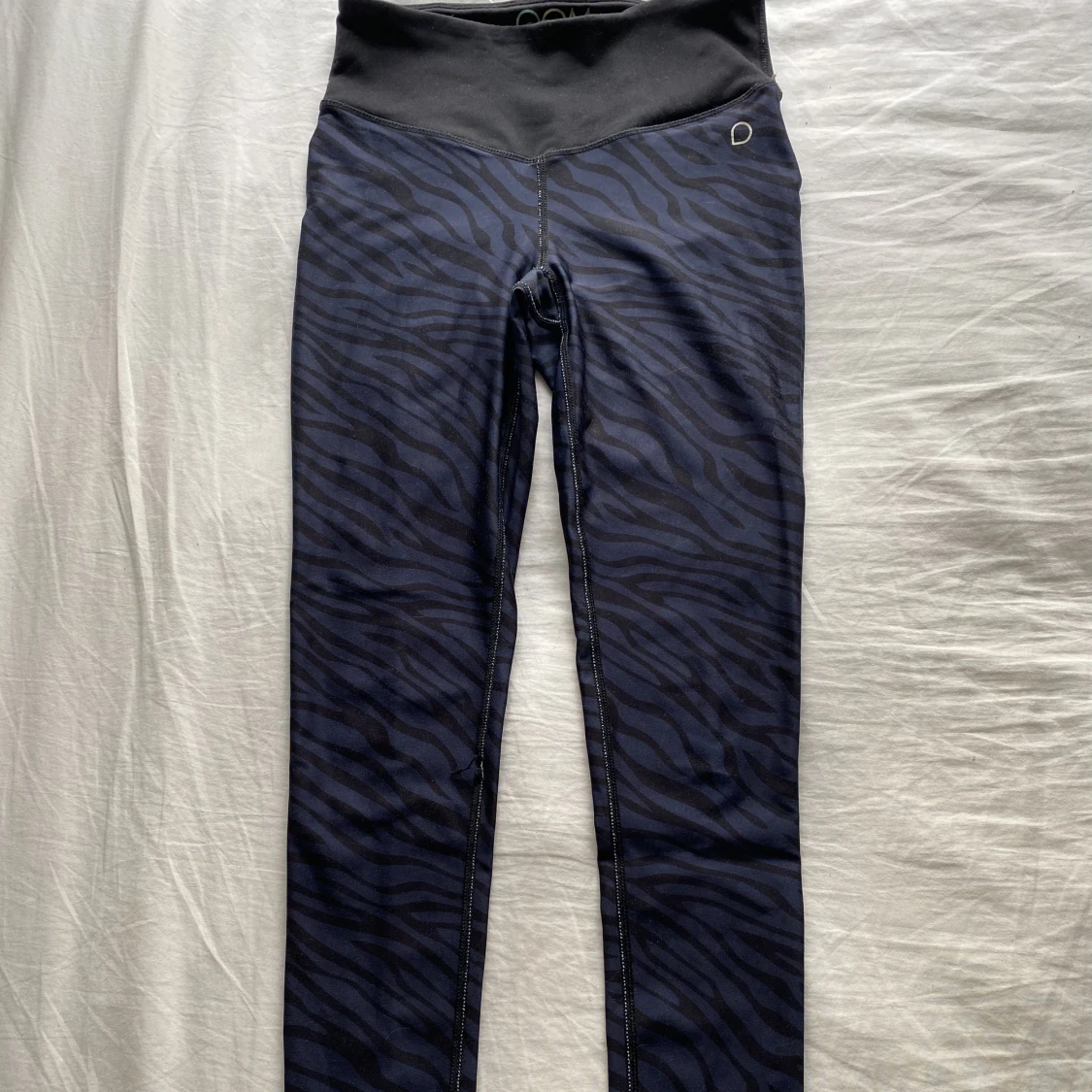 High waisted träningstights från Drop of Mindfullness - 90