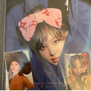 Twice kpop album - Hej! 200/styck kr kontakta mig om intresserad + frakt NAYEON ALBUMET BARA KVAR! 