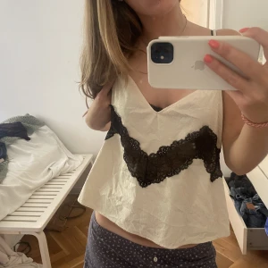 Zara linne - Gulligt linne från zara, storlek L men passar s/m