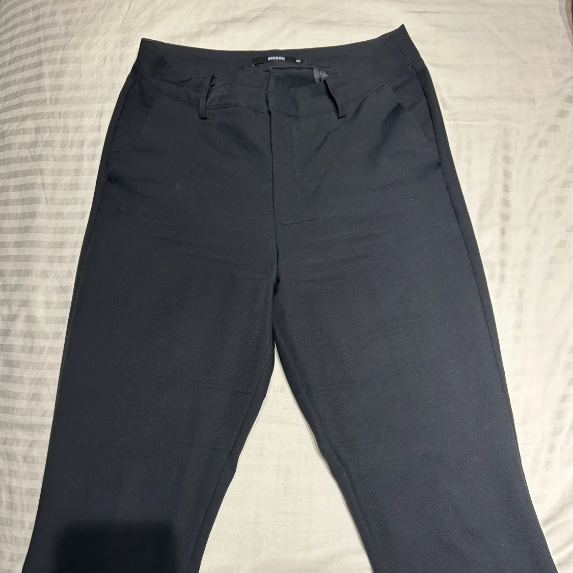 Bikbok kostymbyxor - 91