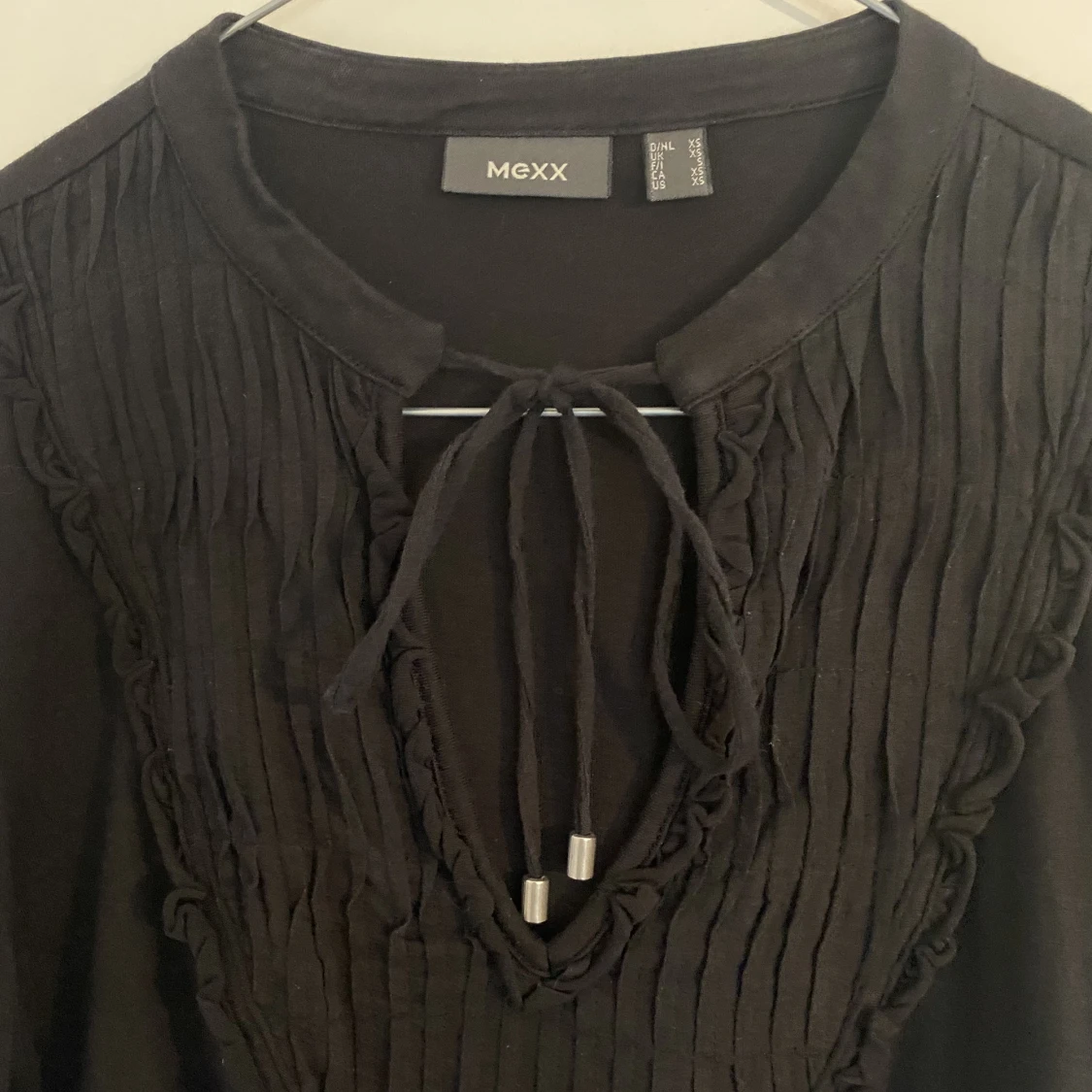 Långärmad topp med räfflad krage - 90