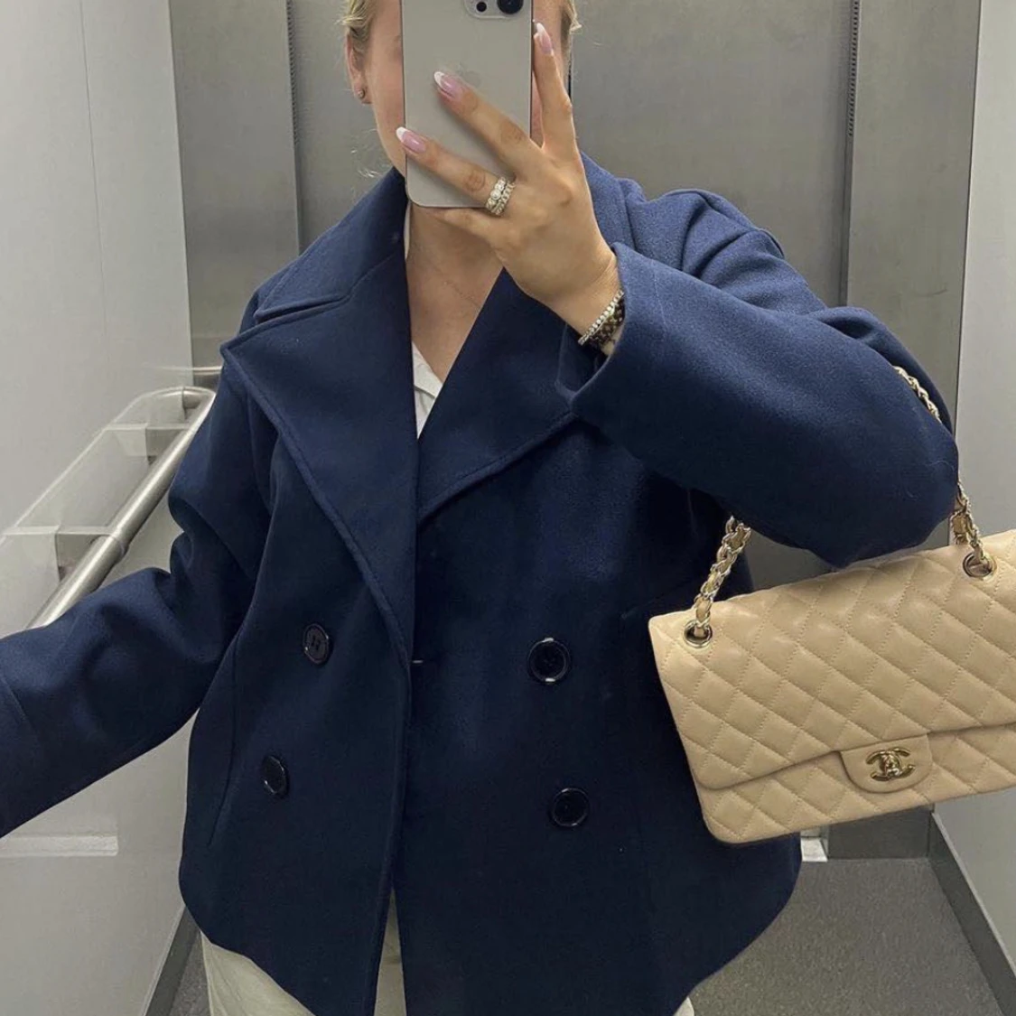 mörkblå kappa - 90