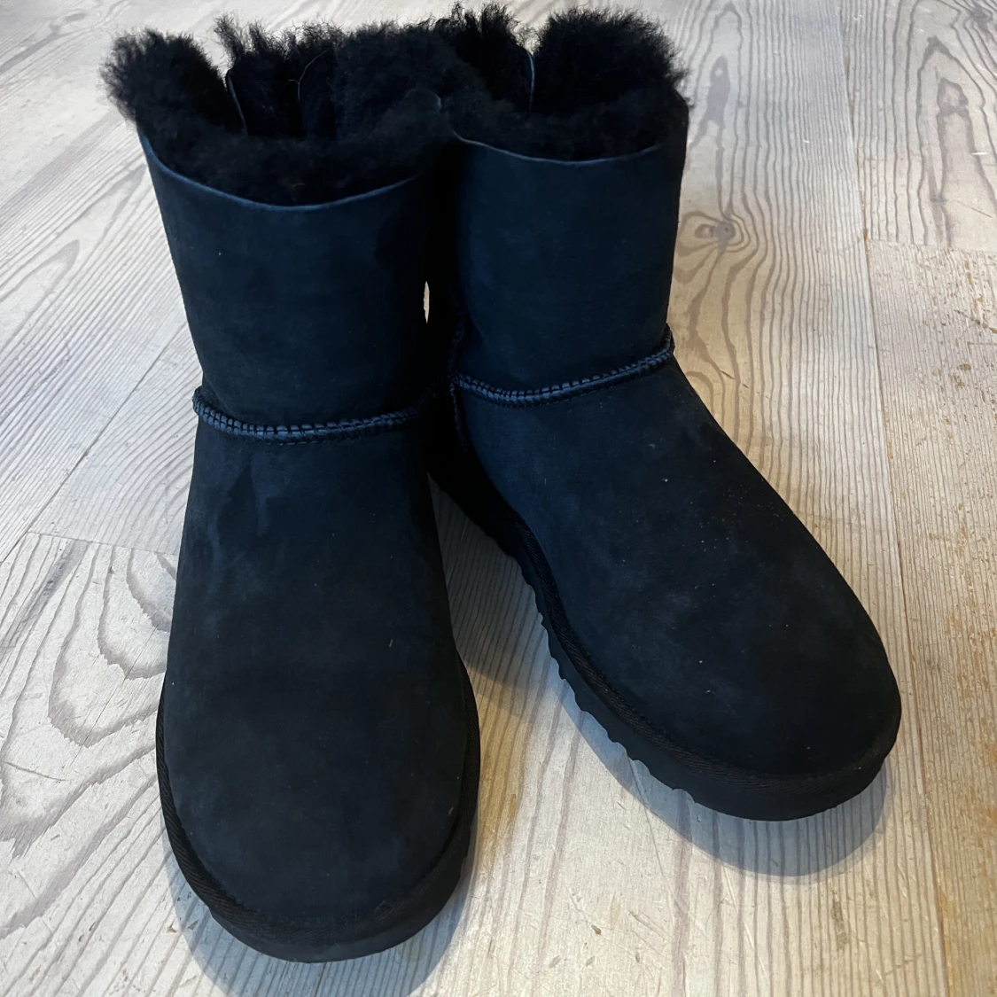 UGG boots (Mini Bailey Bow) stl 38 - 91