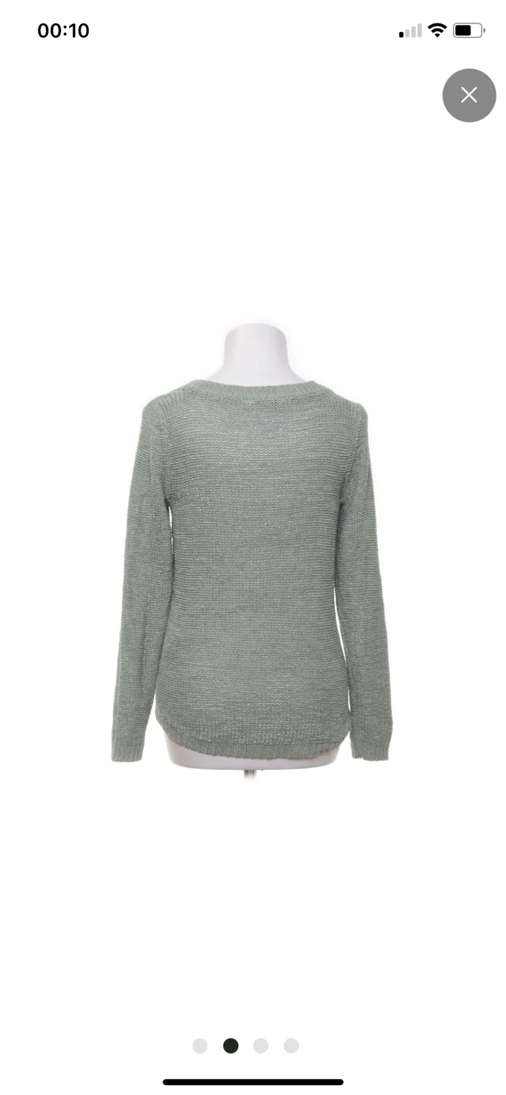 Jättefin grön tröja köpt på Sellpy för 150 kr💚 Endast testad💞. Tröjor & Koftor.