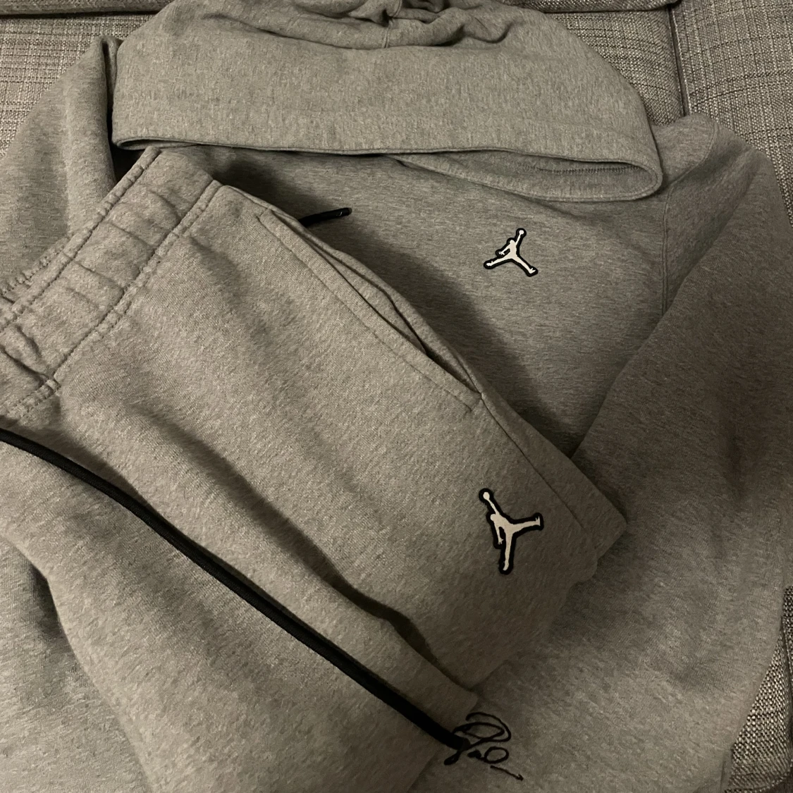 Jordan essentials tracksuit