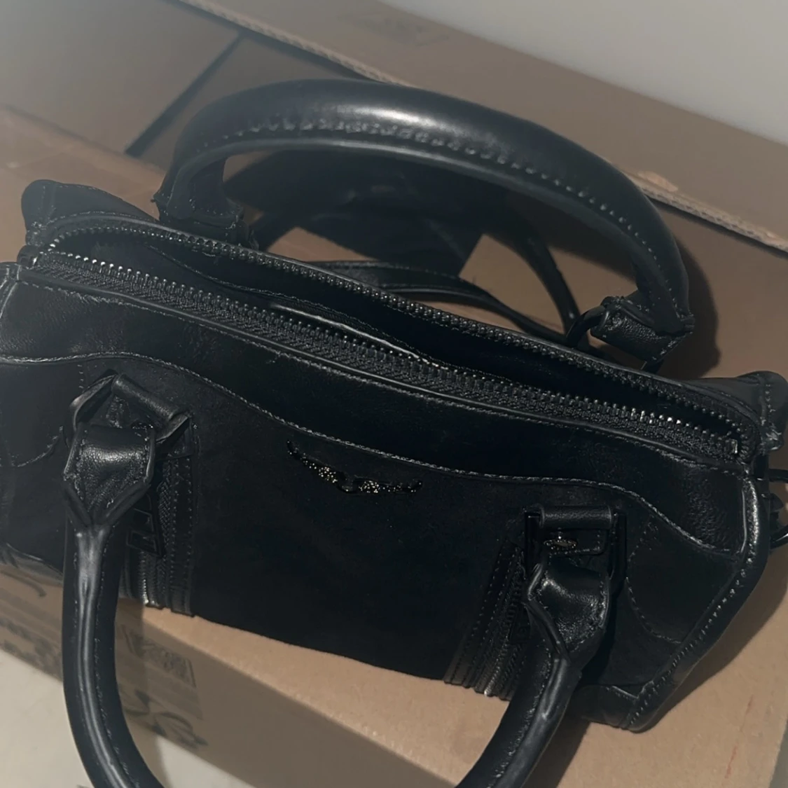 Zadig et voltaire väska  - 90