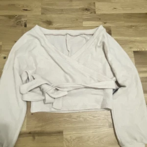 Tröja - Tröja med Knut 