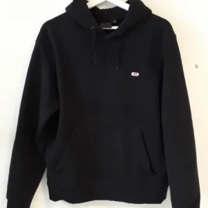 hov1 hoodie - säljer min fina kärleksbrev hoodie som inte kommer till användning.