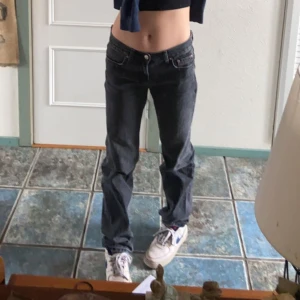 Low waist jeans  - As snygga låg midjade jeans från Gina som tyvärr blivit förstora för mig. Hör av er vid frågor!💗💗