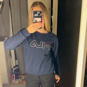 Fila tröja - Säljer min fila tröja i jättebra skick på grund av att den inte kommer till användning, skriv för fler bilder🤗