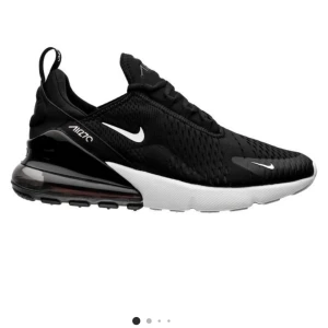 Nike Air 270 - Skriv för fler bilder, Använda ett total gånger.