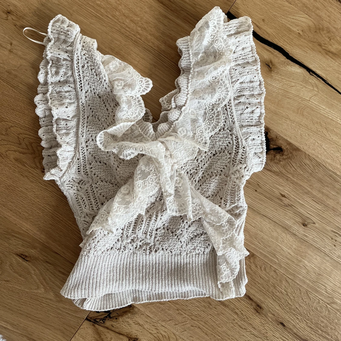 Volangtopp från zara - 90