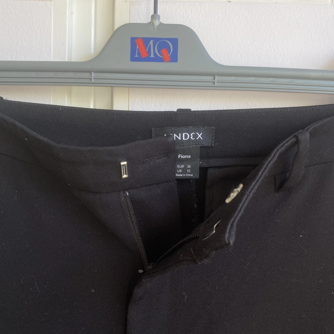 Kostymbyxor från Lindex - 90